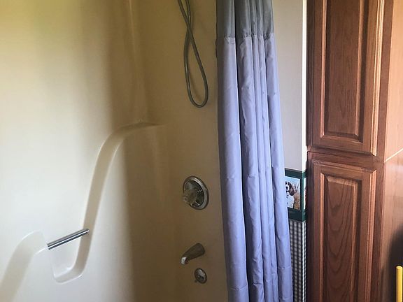 4th image of 311 Pinnacle Ln