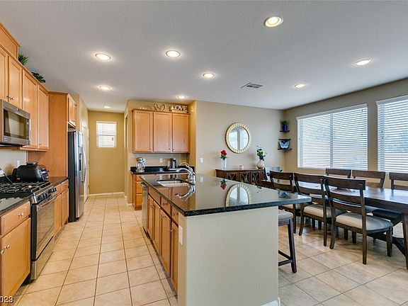 3rd image of 6736 Towerstone St