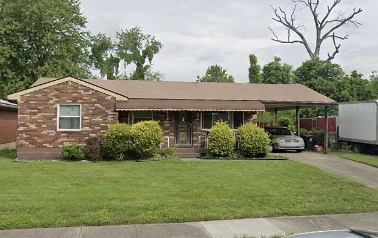 3 bed, 1392 sqft, $1,299 — Photo 1