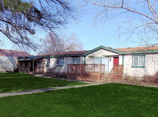 151 Cook Rd, Yakima, WA 98908