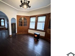 4633 W Fond Du Lac Ave, Milwaukee, WI 53216