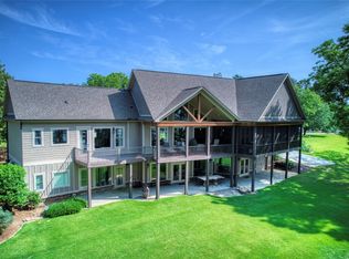 514 Broyles Point Rd, Townville, SC 29689