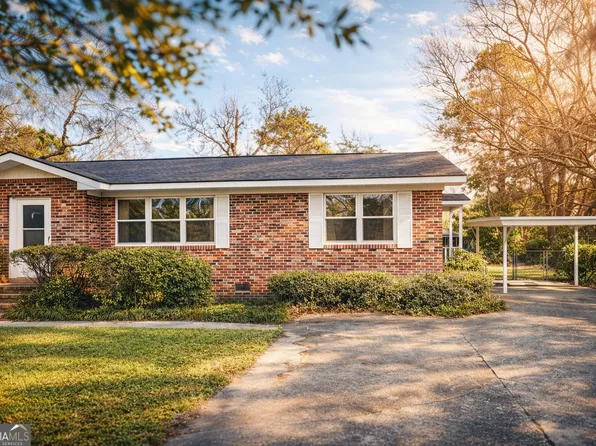 374 Tanglewood Dr, Millen, GA 30442