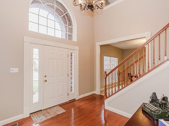 3rd image of 4025 S Lindbergh Blvd