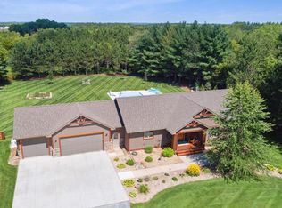 664 Perch Lake Rd, Hudson, WI 54016