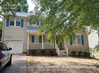 203 Snow Camp Dr, Cary, NC 27519