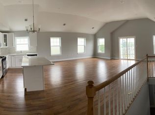 328 Grove St #A, Newark, NJ 07103