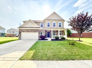 9846 N Port Dr, McCordsville, IN 46055