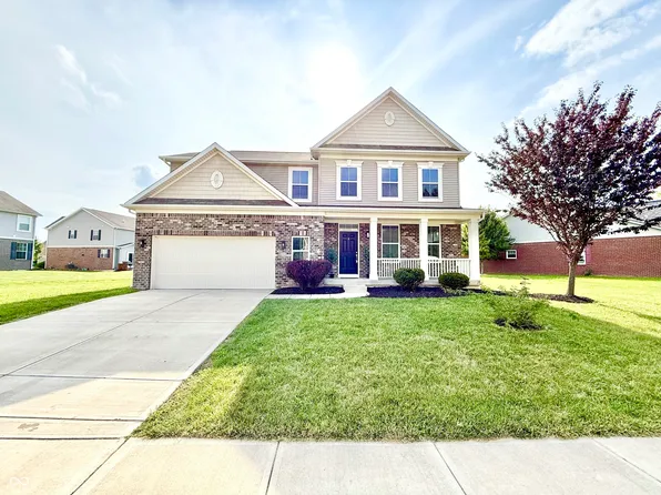 9846 N Port Dr, McCordsville, IN 46055