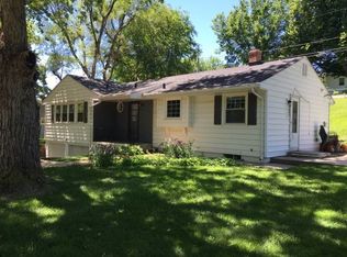 1518 S 94th St, Omaha, NE 68124