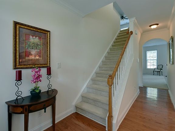 4th image of 9794 Coatbridge Dr