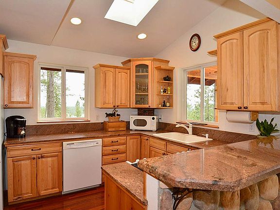 3rd image of 5511 E Dayspring Ln