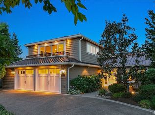 8629 NE 6th St, Medina, WA 98039