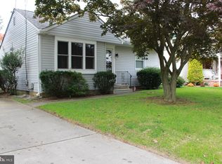 114 S Coles Ave, Maple Shade, NJ 08052