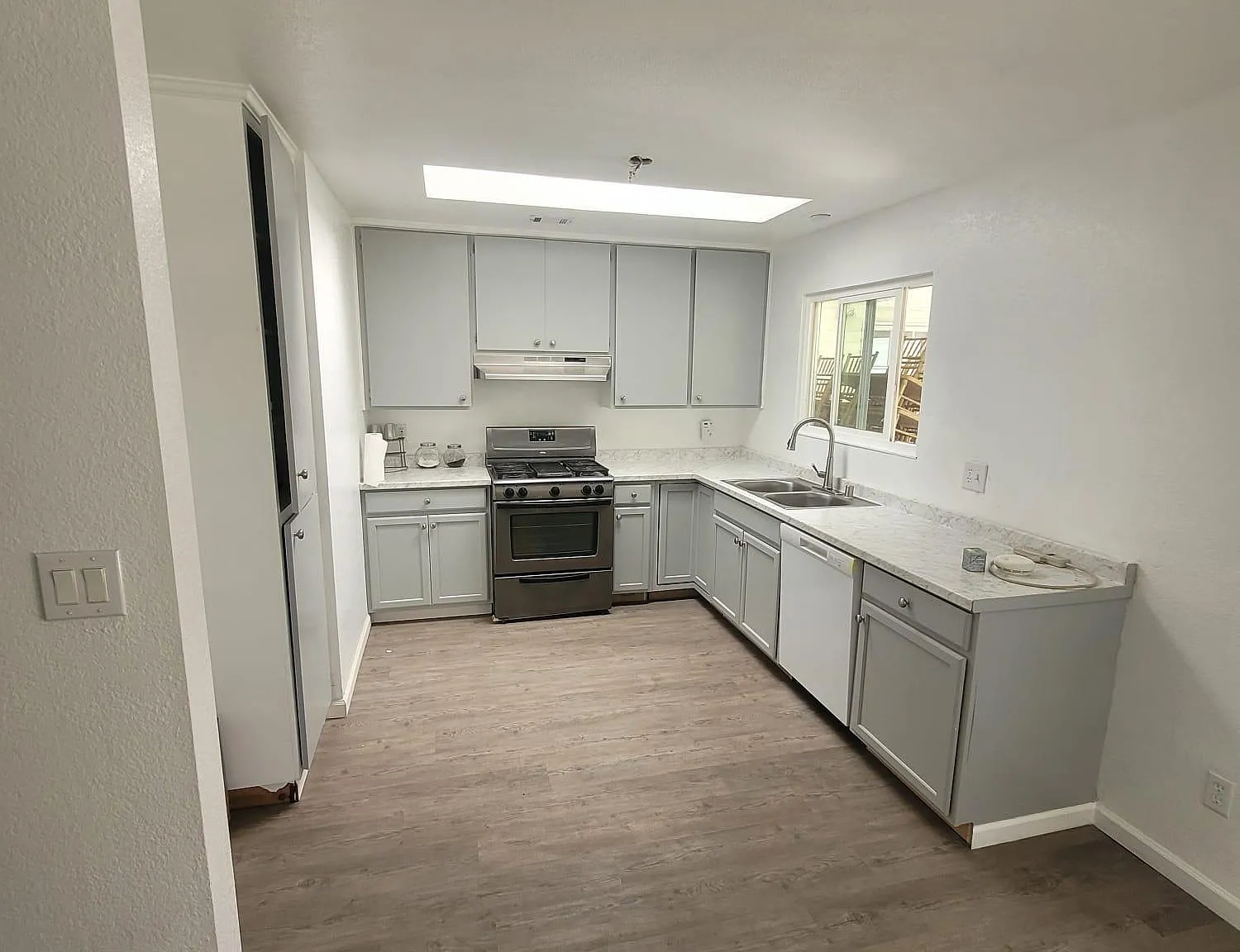 19193 Timothy Ct — Photo 3