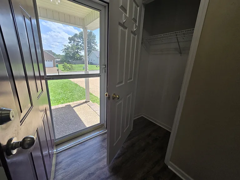 Coat closet