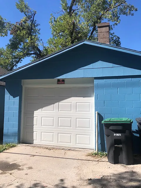 5435 S 24th Street Omaha, NE 68107 - 1 — Photo 3