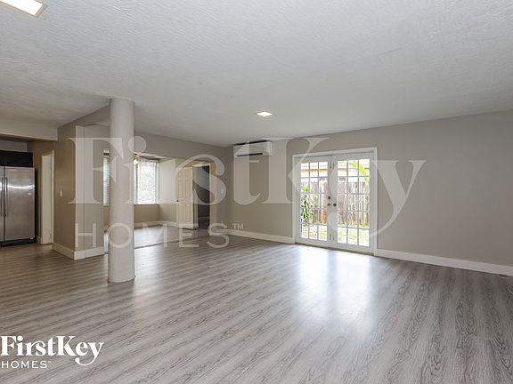 2nd image of 1185 Arizona Ave