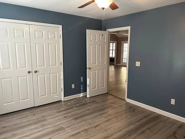 504 Whits End — Photo 9