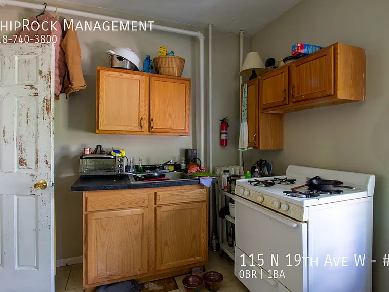 115 N 19th Ave W #C — Photo 5