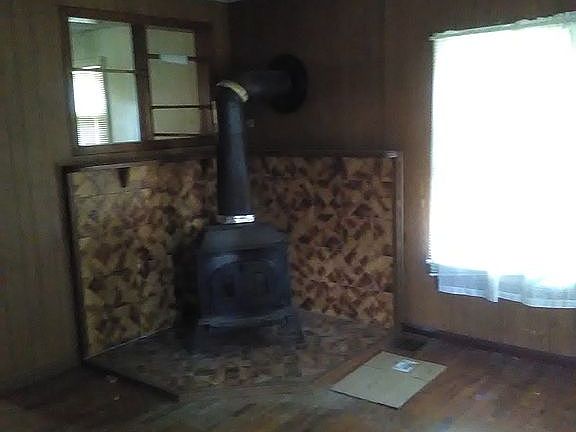 3rd image of 1646 S 42nd St