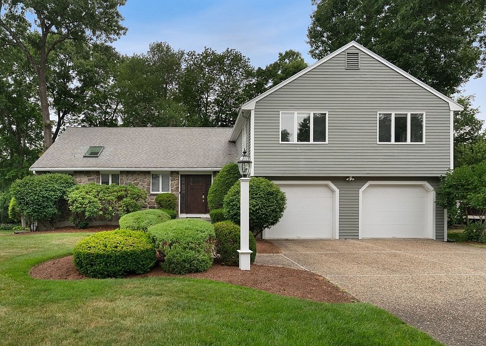 1st image of 29 Canavan Cir
