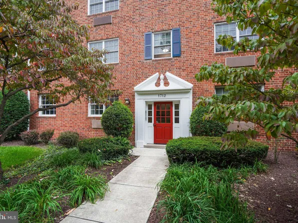 1712 W Abingdon Dr APT 201, Alexandria, VA 22314