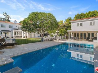 708 N Hillcrest Rd, Beverly Hills, CA 90210