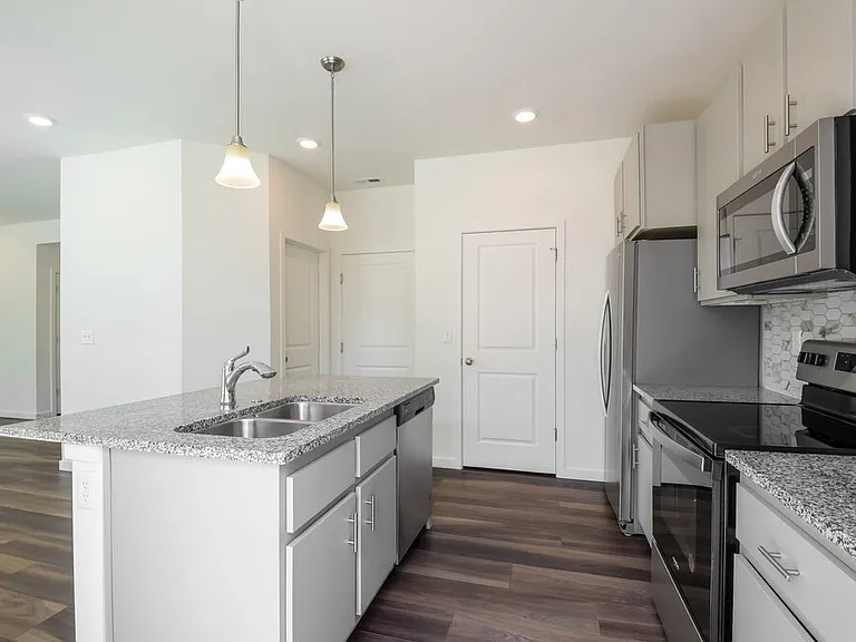 4726 N Tower Dr — Photo 9