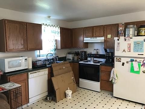 4th image of 3390 Canyon Dr Unit C20
