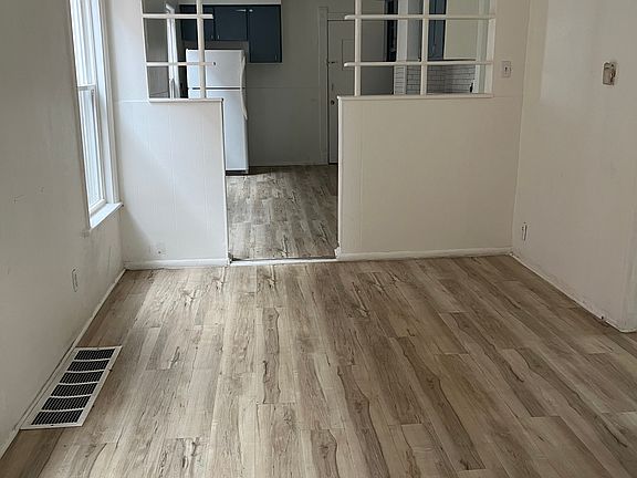 5th image of 905 Nichols St APT 1