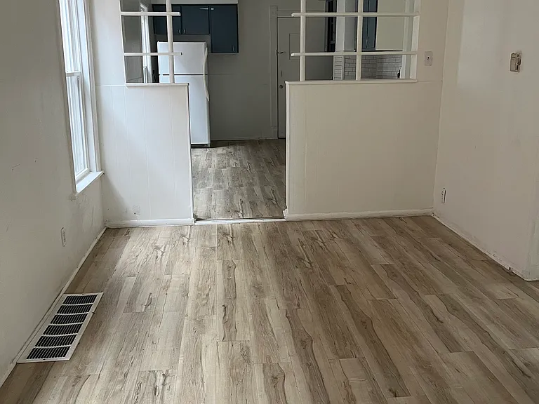 905 Nichols St #1 — Photo 5