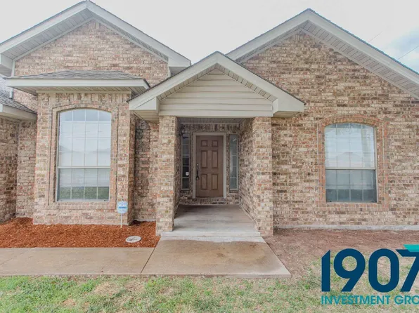 1540 N Santa Fe Ave, Moore, OK 73160
