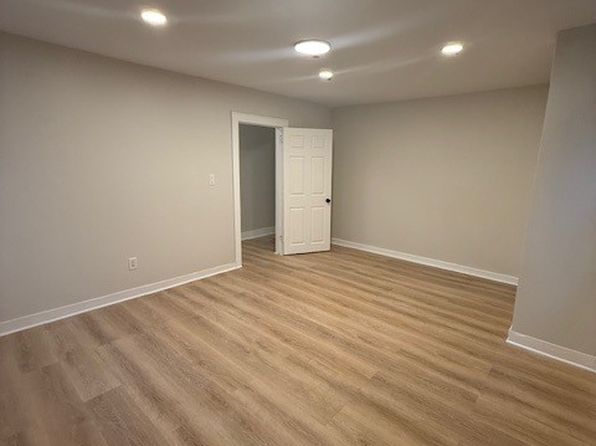 423 Halsted St APT 1