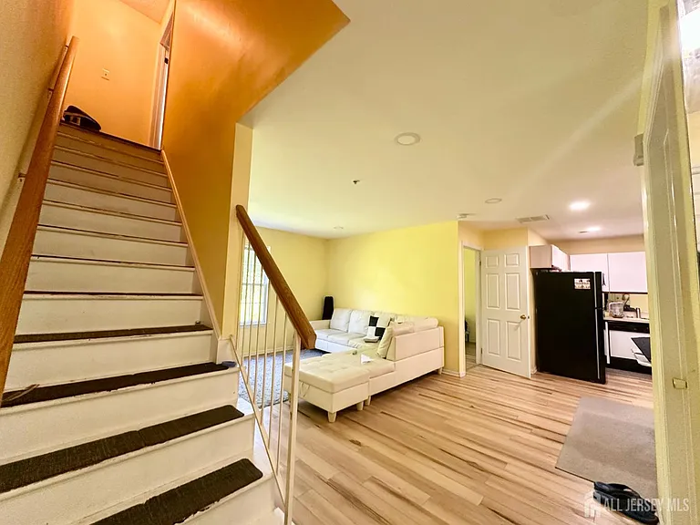 263 Prestwick Way — Photo 3