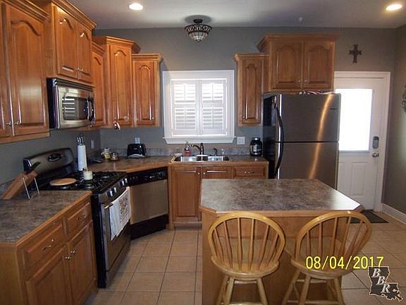 4th image of 275 Donald Dr