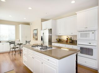 1170 Mariposa Rd, Carlsbad, CA 92011