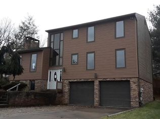 1000 Jeff Dr, South Park, PA 15129