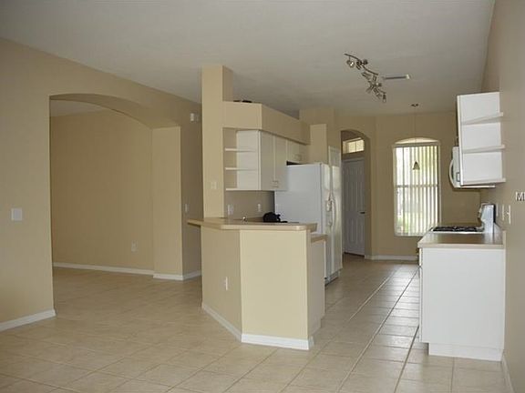 4th image of 30131 Emmetts Ct