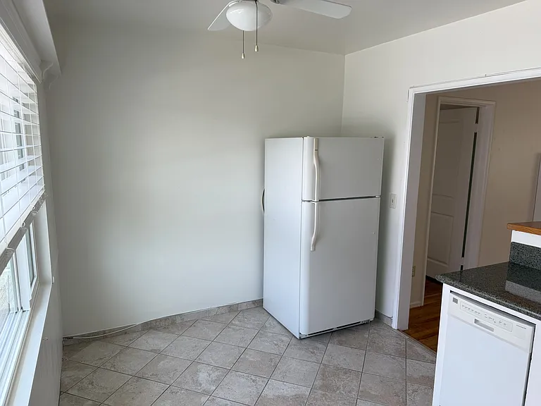 5632 Kester Ave #6 — Photo 7