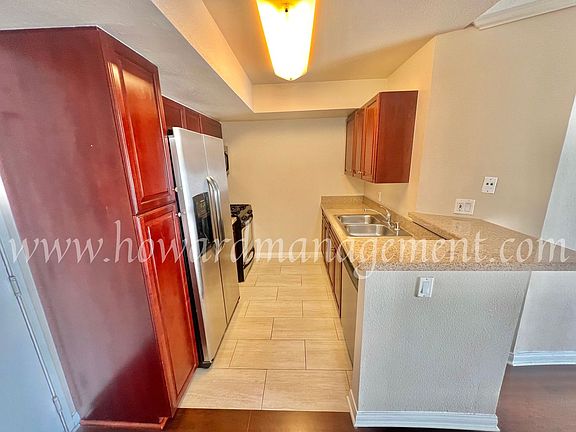 5th image of 5545 Canoga Ave APT 101