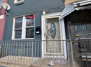 2427 N Gratz St, Philadelphia, PA