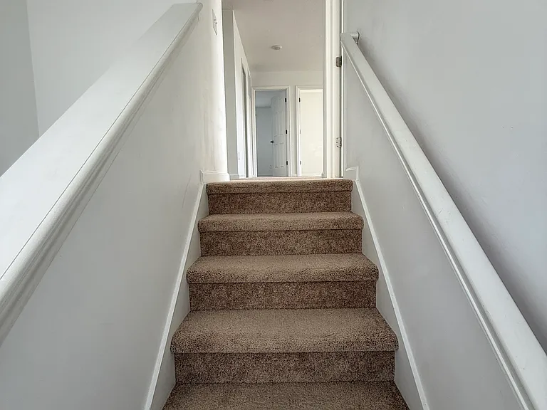 577 Freedom Dr — Photo 14