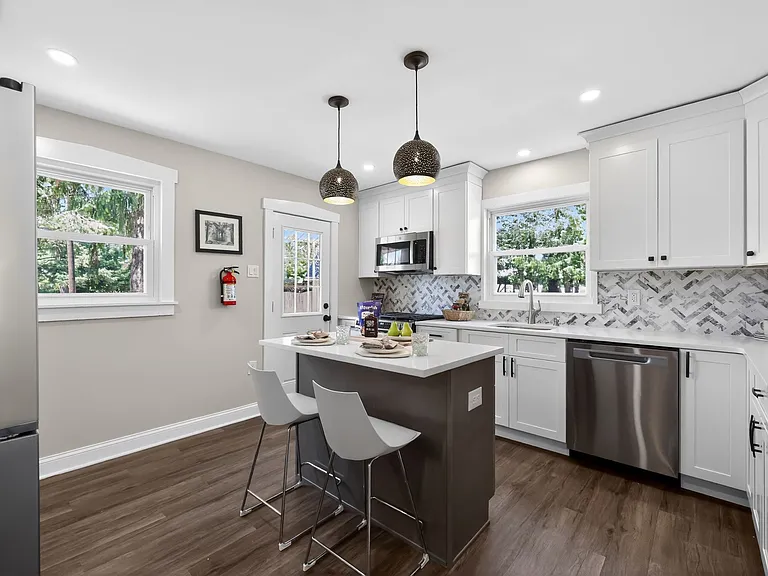 213 Lawnside Ave — Photo 18