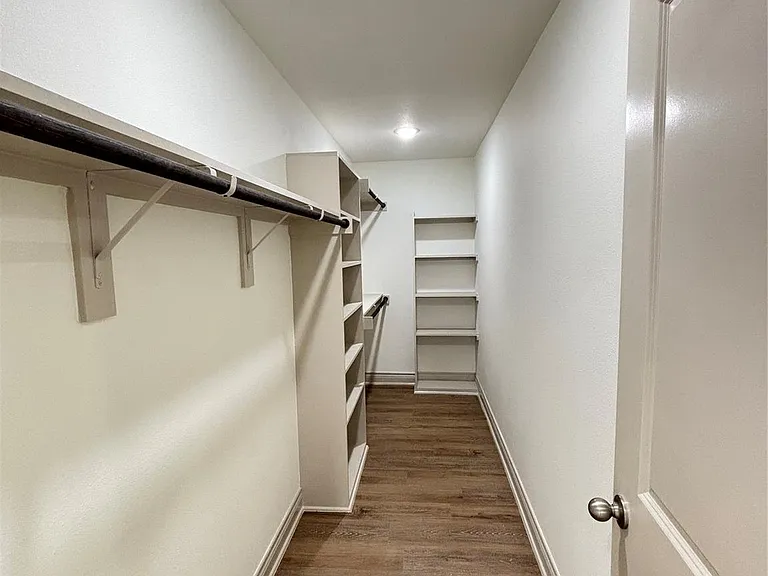 2622 Rosalee St — Photo 4