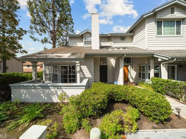 3218 Old Bridgeport Way, San Diego, CA 92111