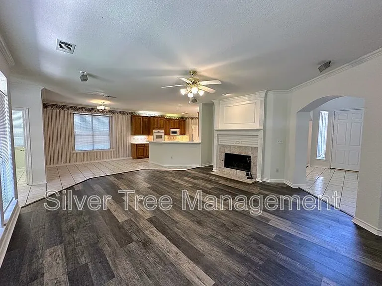 3200 Blenheim Ct — Photo 10