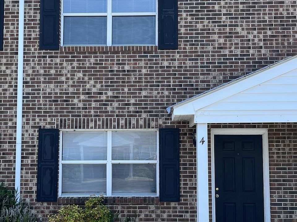 1st image of 3320 Bridges St APT 4