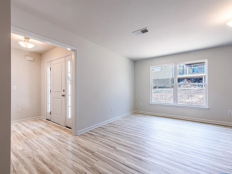 2308 Center Ave #C — Photo 5