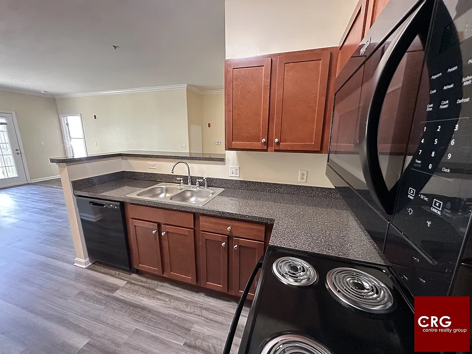 311-316 Lowell St #U1104